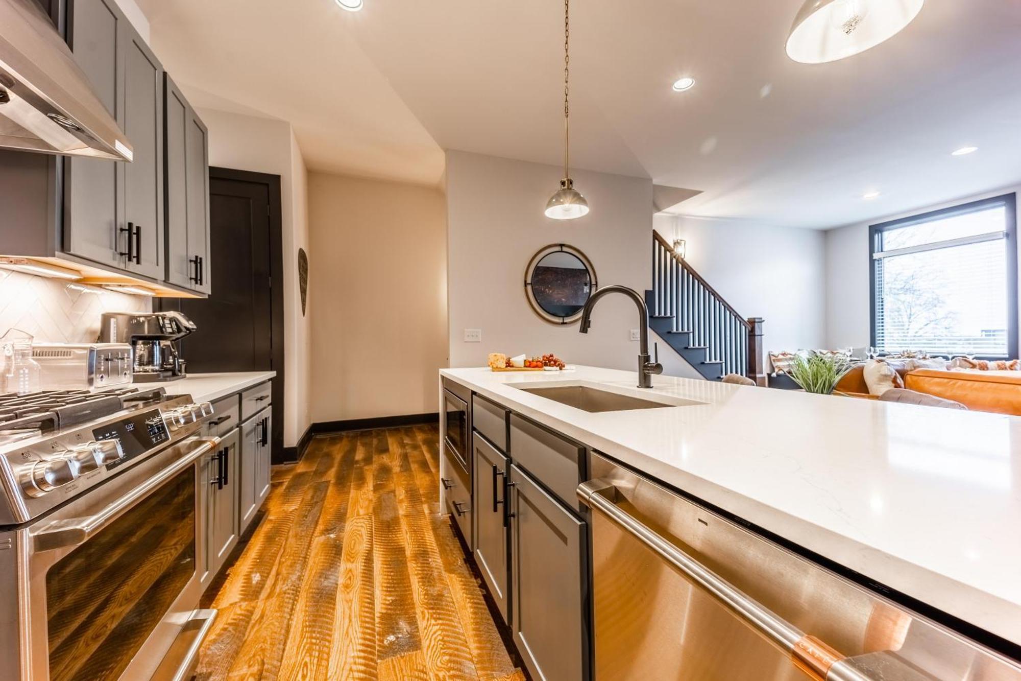 Nashville - 1037 Southside Ct #2 & #3 - Combo エクステリア 写真